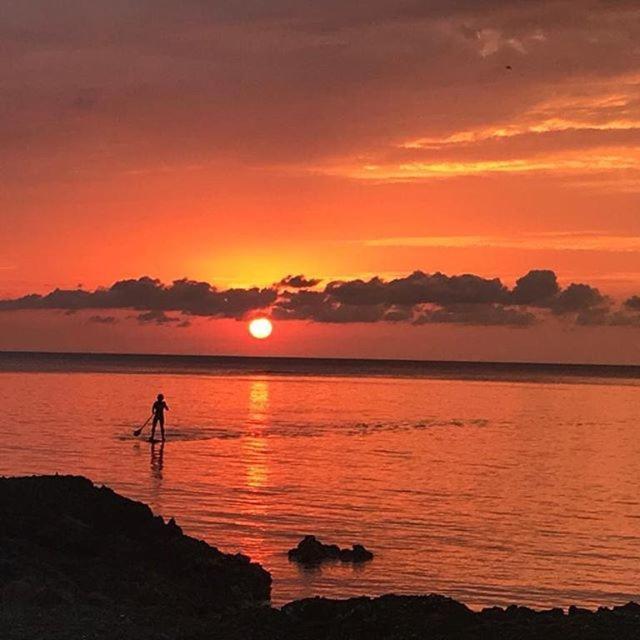Tropical Surf House Okinawa Hotel Онна Екстериор снимка