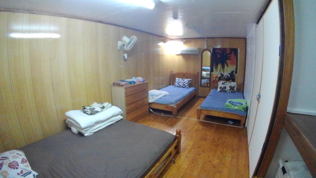 Tropical Surf House Okinawa Hotel Онна Екстериор снимка